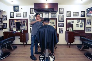 Tren Terkini dalam Dunia Cukur Rambut di Surabaya: Pilihan Model Rambut untuk Semua Usia